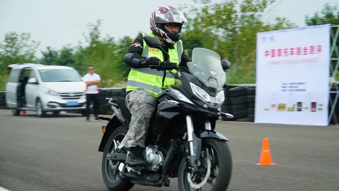 新大洲本田cbf190x长途摩旅,新大洲本田cbf190r对比豪爵nk150