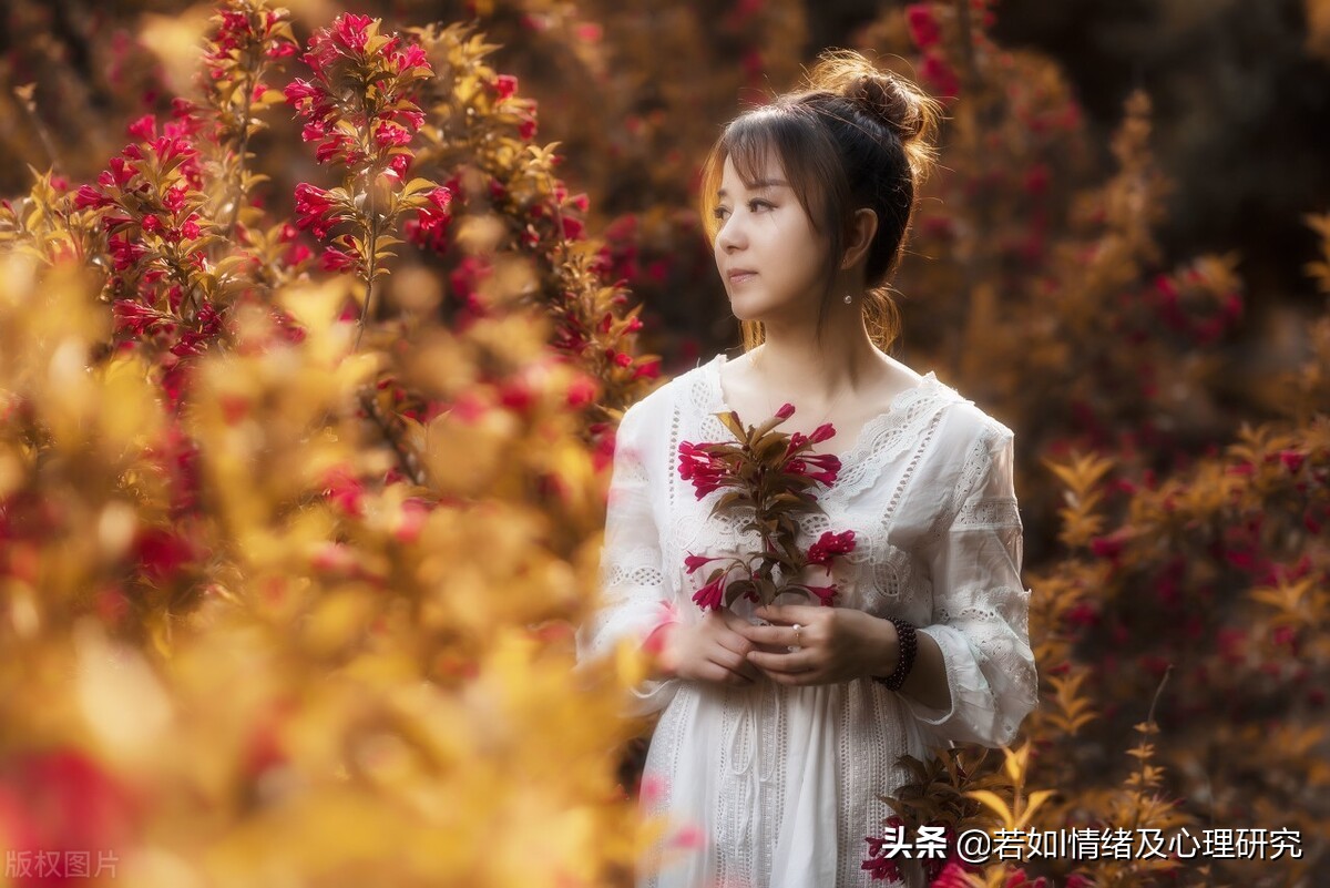 思念一个人如何让他感应到,想念一个人他有心灵感应么