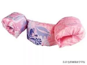 儿童玩水玩沙的正确方法,带小孩去沙滩游泳小技巧