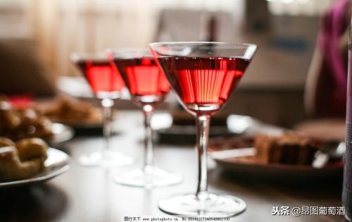 微商卖酒怎么操作,微商卖酒营销方案