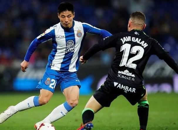 武磊上演鬼魅式跑位，武吹堂大集合，而这两条点评绝对可以给满分