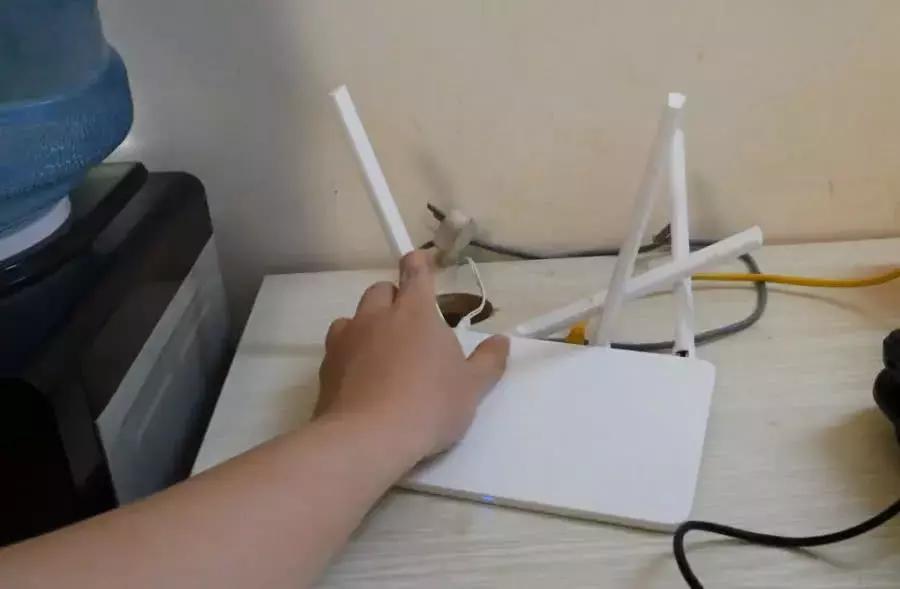 家里宽带路由器的摆放,怎么各个房间放置路由器