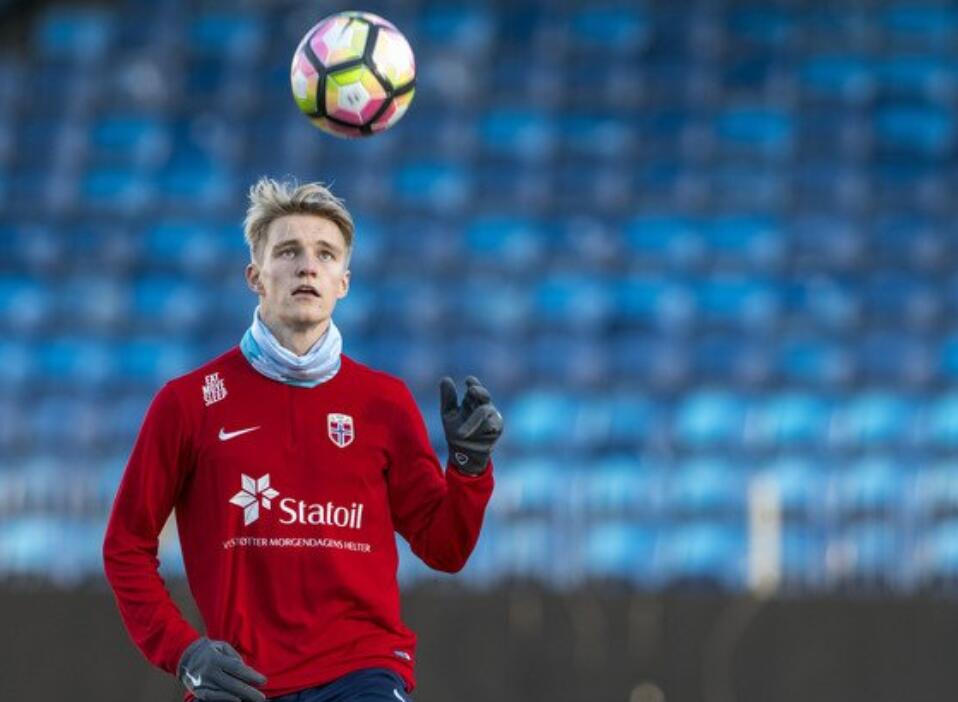 4年前选择皇马就消失！被誉为梅西险遭捧杀 20岁这年征服西甲