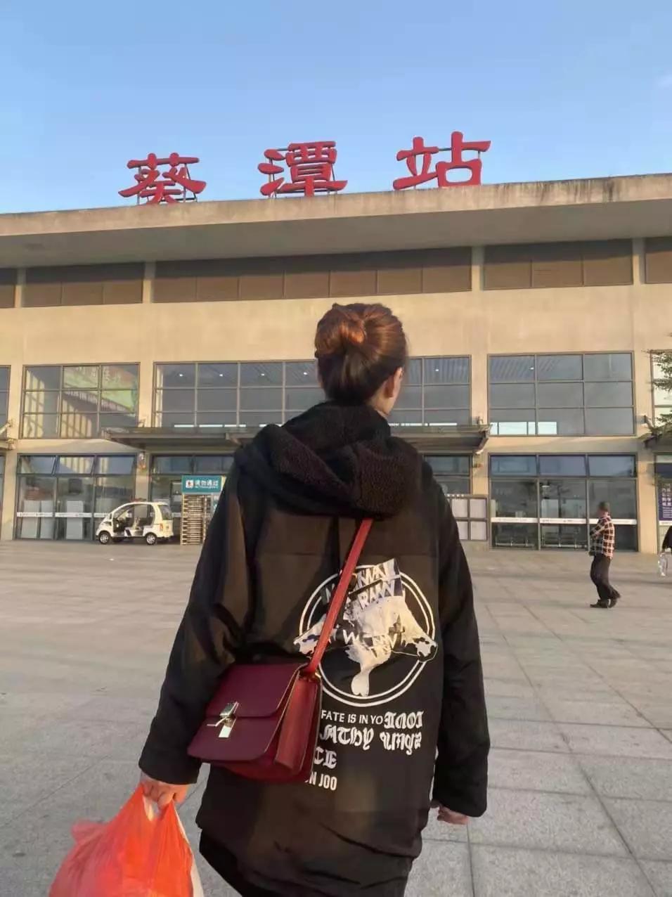 医院里的新冠患者越来越多,汉口医院特点