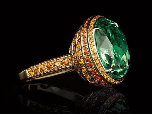 那些发现和成名很晚却美到爆的彩色宝石