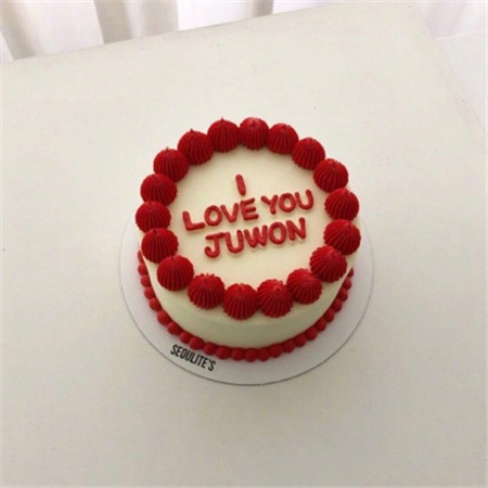 男士创意蛋糕图片网红,最新生日蛋糕图片简单漂亮