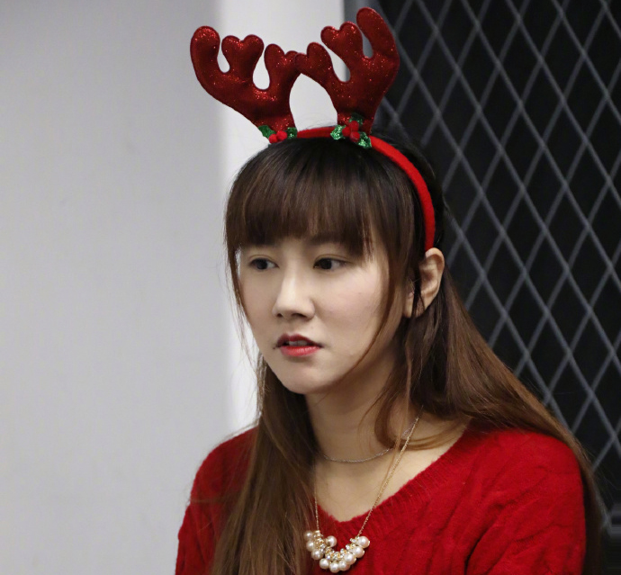 lol小苍最新视频,lol小苍深夜发文