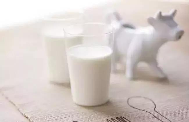 保健品羊奶粉为什么那么贵,为什么乳铁蛋白羊奶粉这么贵