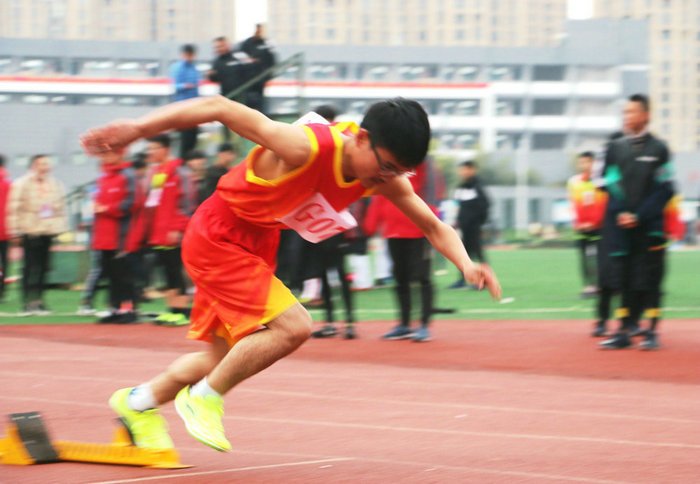 捷报足球比赛,田径捷报