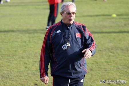 盘点中国足坛史上「十大肮脏丑闻」,金项链的手段*兽禽**不如