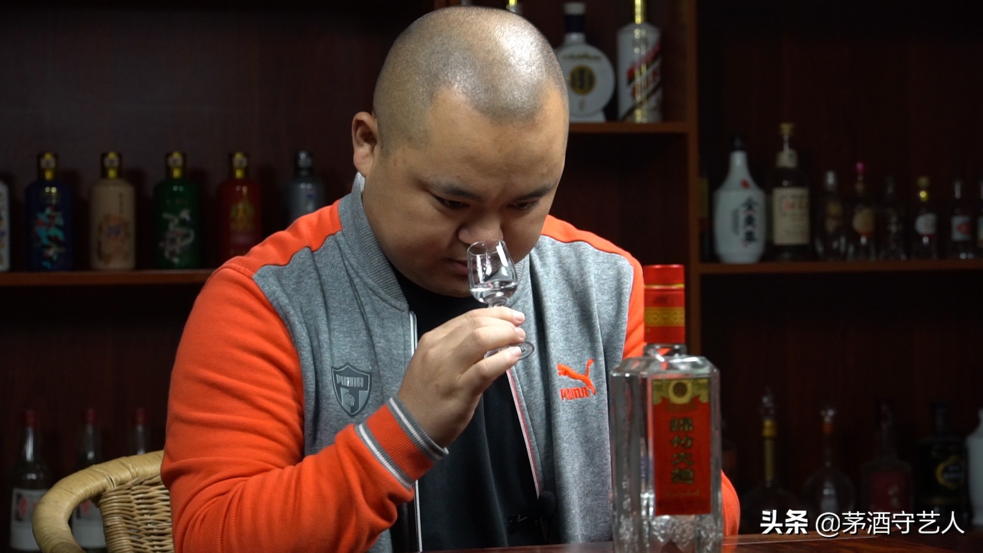 茅酒守艺人纯粮酒,2014年绵竹大曲46度纯粮经典