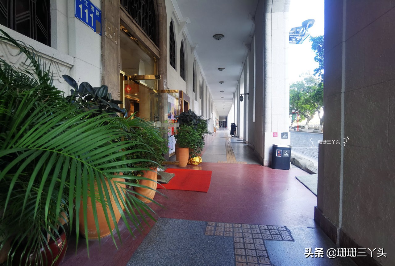 广州旋转餐厅一览表,广州第一家旋转餐厅