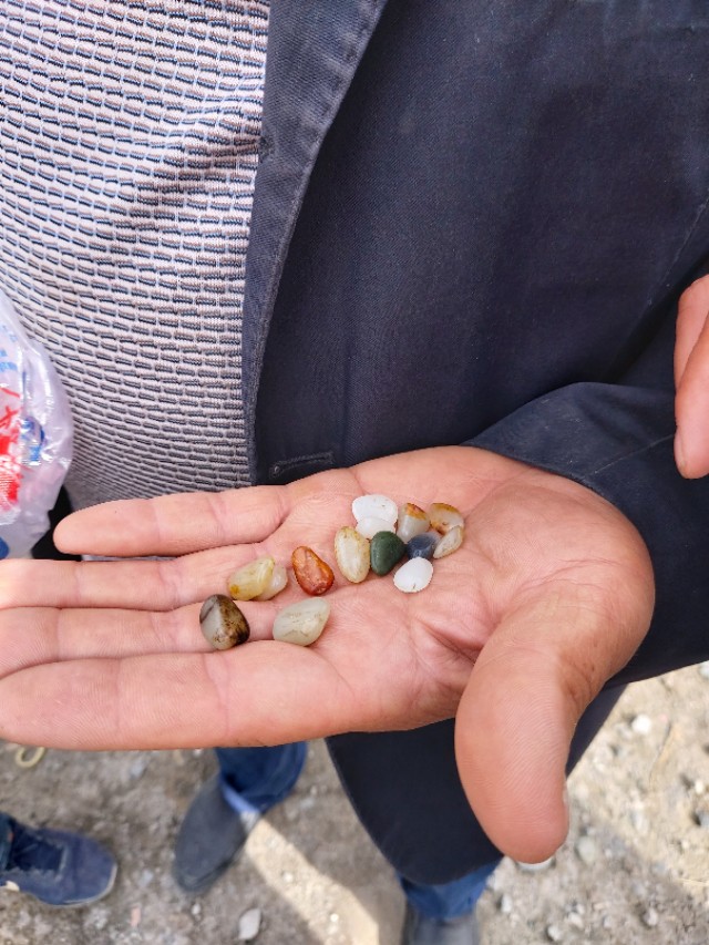 *疆新**、南疆乡下玛丽艳小自由市场