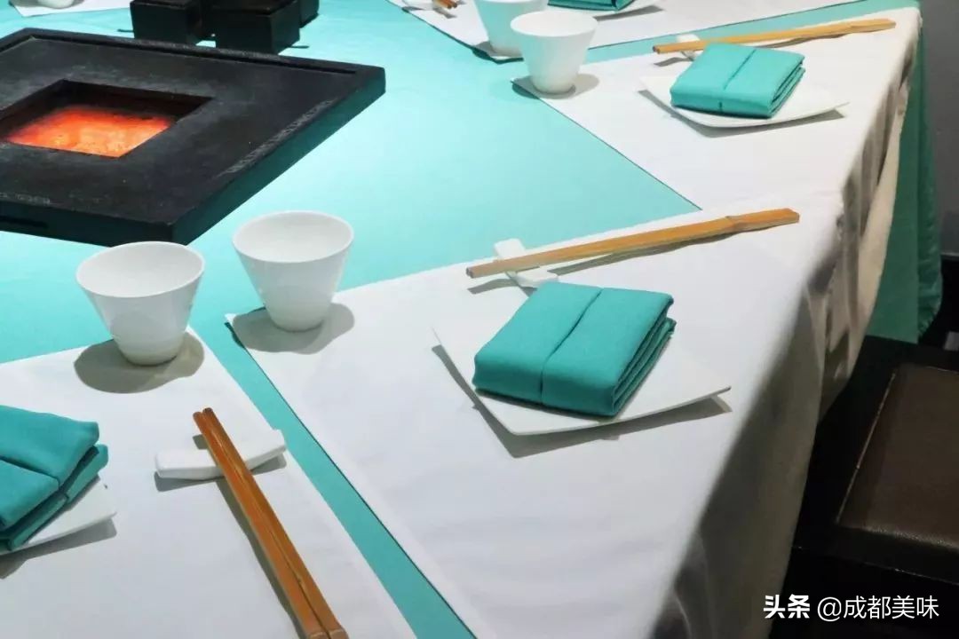 皇城老妈火锅自助,皇城老妈火锅特色