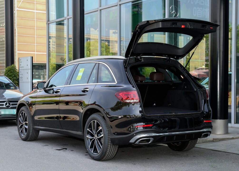 奔驰glc四驱是全时还是适时,奔驰新款GLC无法启动黑屏