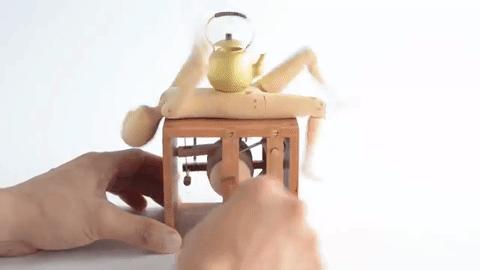 日本宅男辞职做玩具,日本大叔40岁辞职