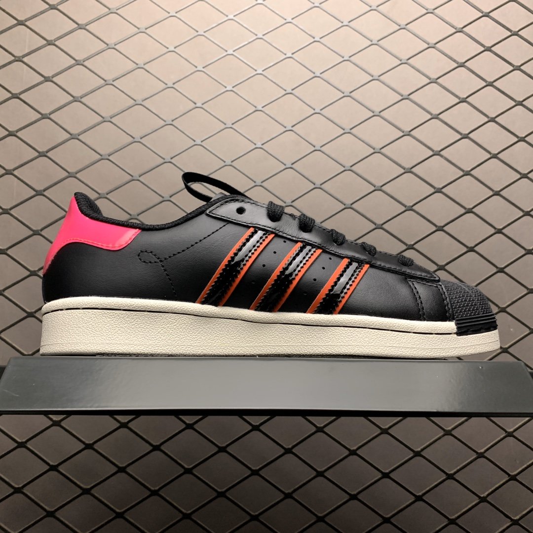 adidasoriginalssuperstar白棕黑,阿迪达斯originalsozweego评测