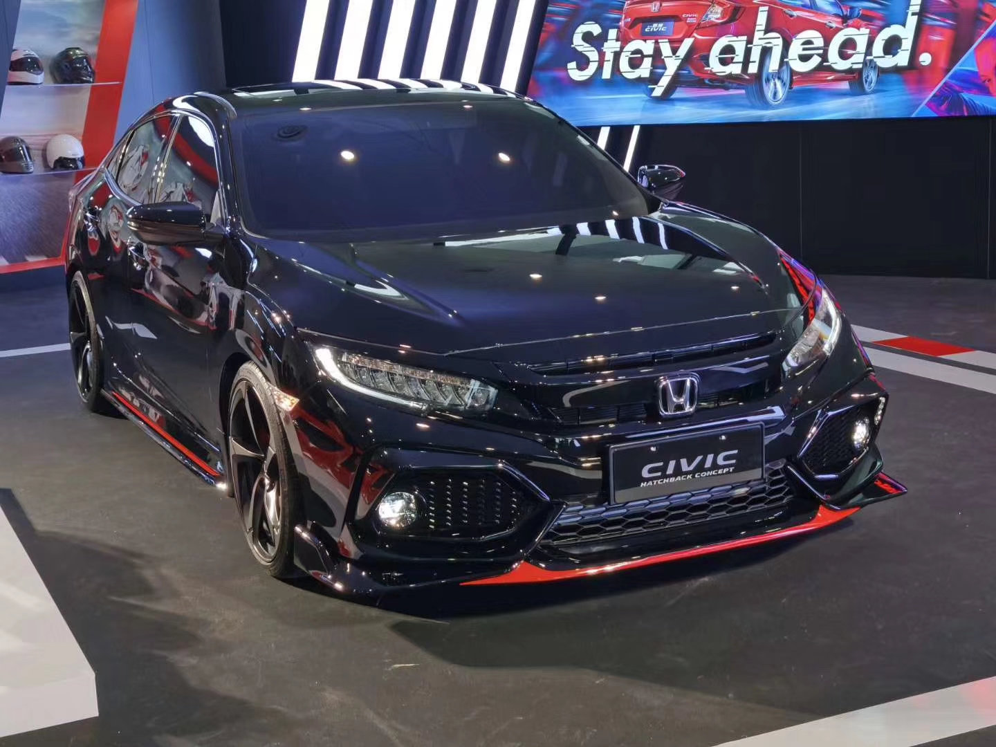 十代思域两厢版帅气视频,十代思域两厢版哪个颜色好看