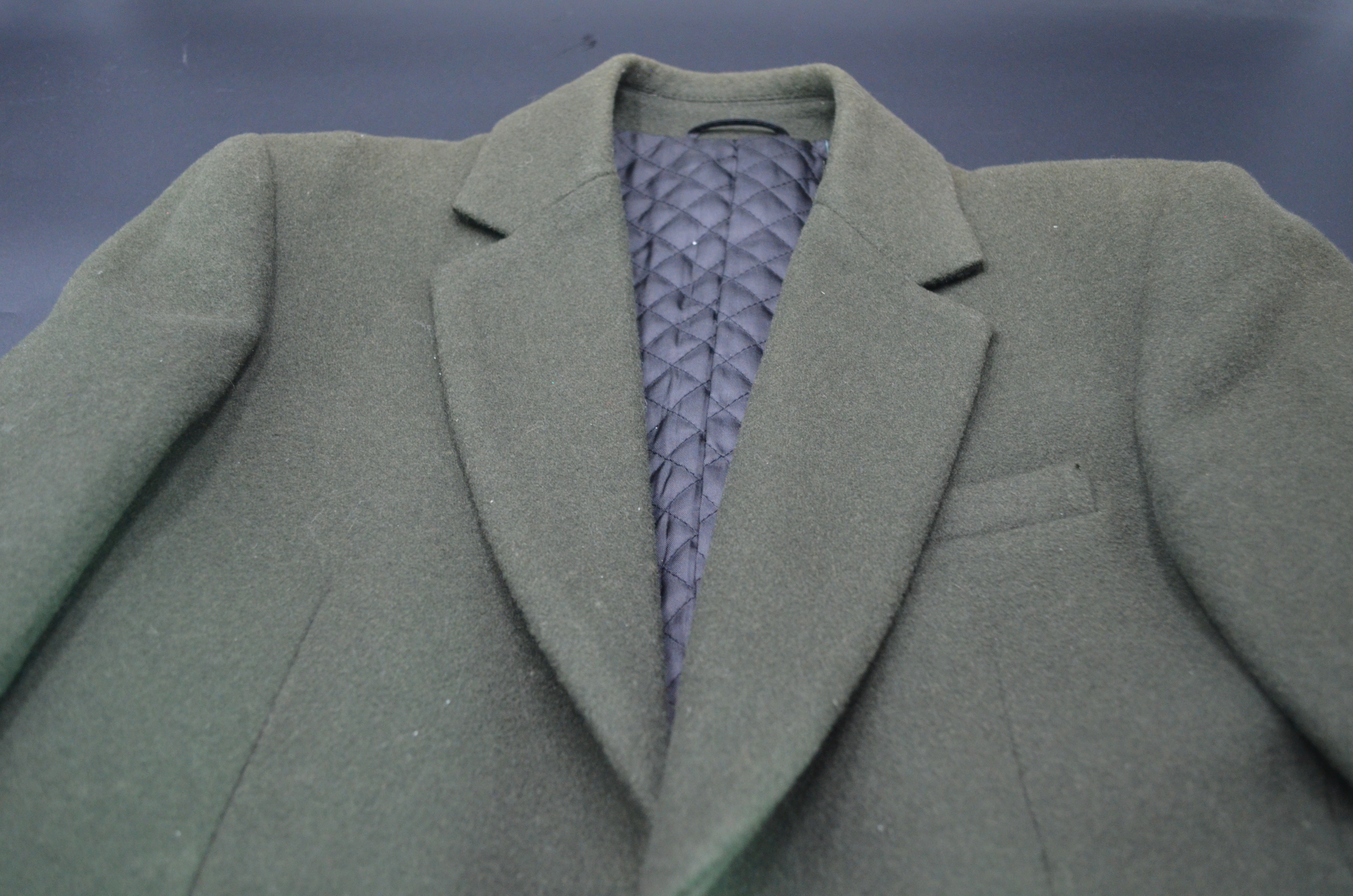 水洗毛呢大衣的正确清洗方法,毛呢大衣自己怎么洗像干洗过