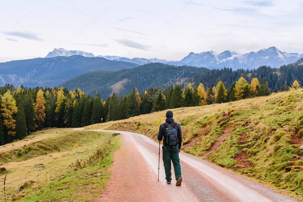 坐在家里看世界的地图,坐在家里看世界