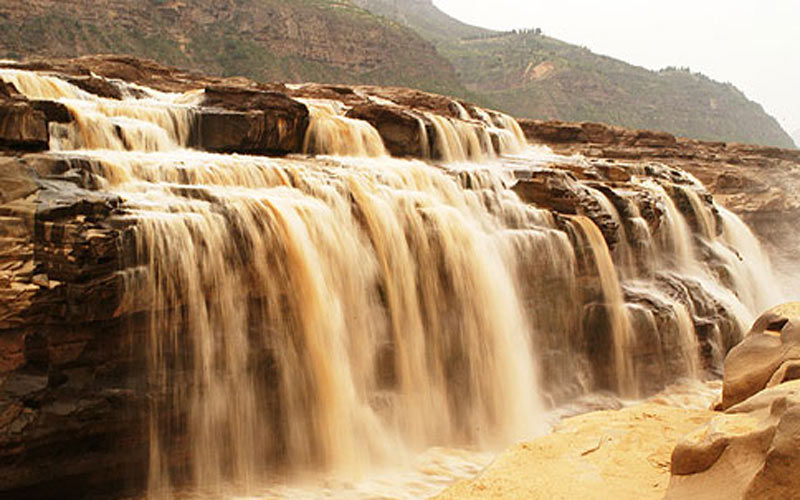 李白的诗黄河之水,题黄河壶口瀑布李白