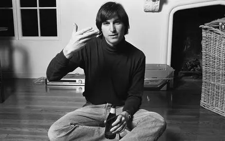 乔布斯如何夺回苹果公司,乔布斯逝世10周年的苹果公司