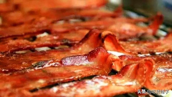 培根肉是培根发明的吗视频,培根肉是什么肉为啥叫做培根
