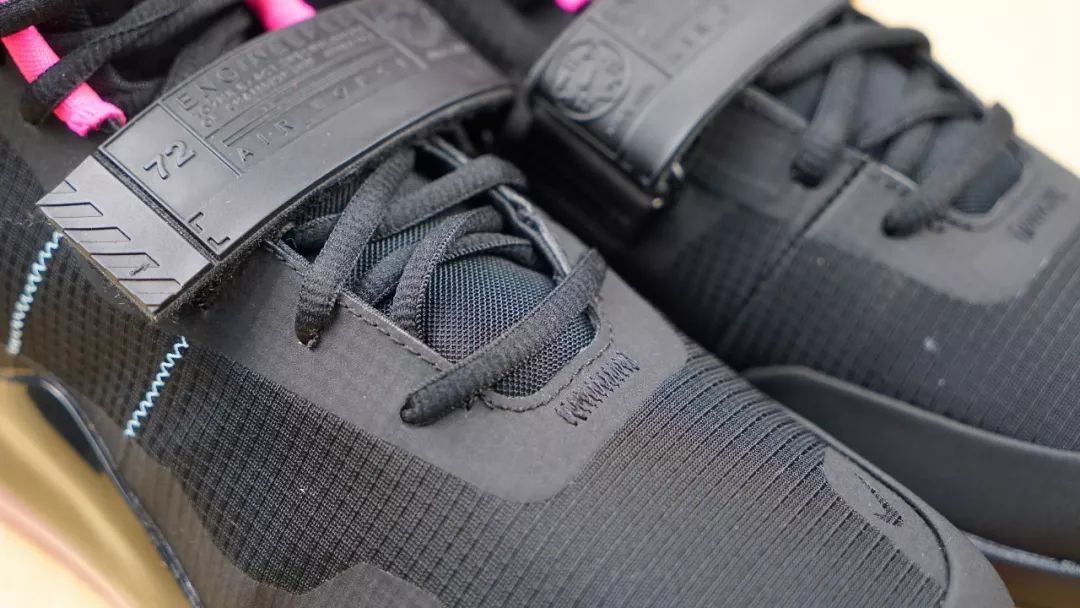 WEN开箱|内线球鞋的传承！他是浓眉哥上脚的利器