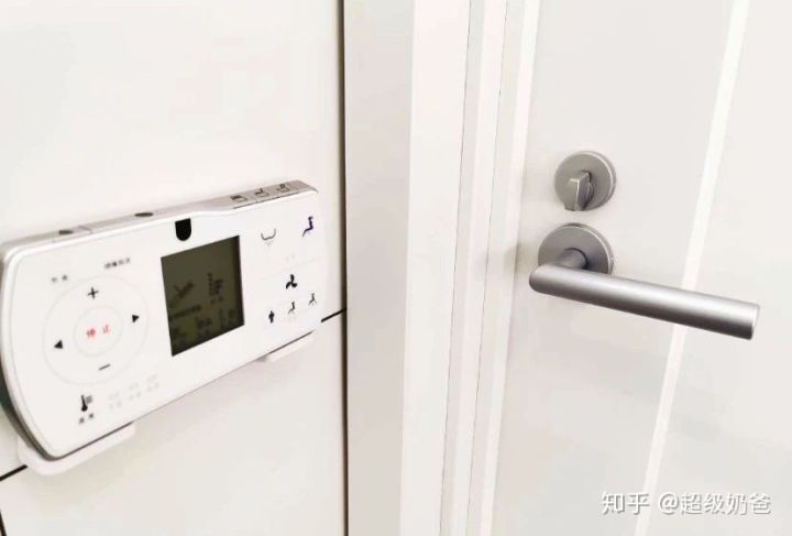 她买下40㎡自己住,功能一个不少,却能住出100㎡的宽敞