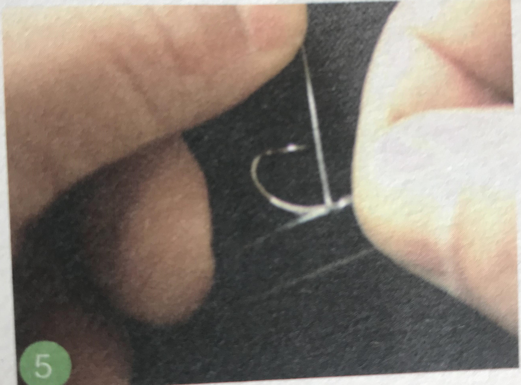 新手钓鱼不会绑浮漂怎么办,新手钓鱼不会拉丝怎么放入水中