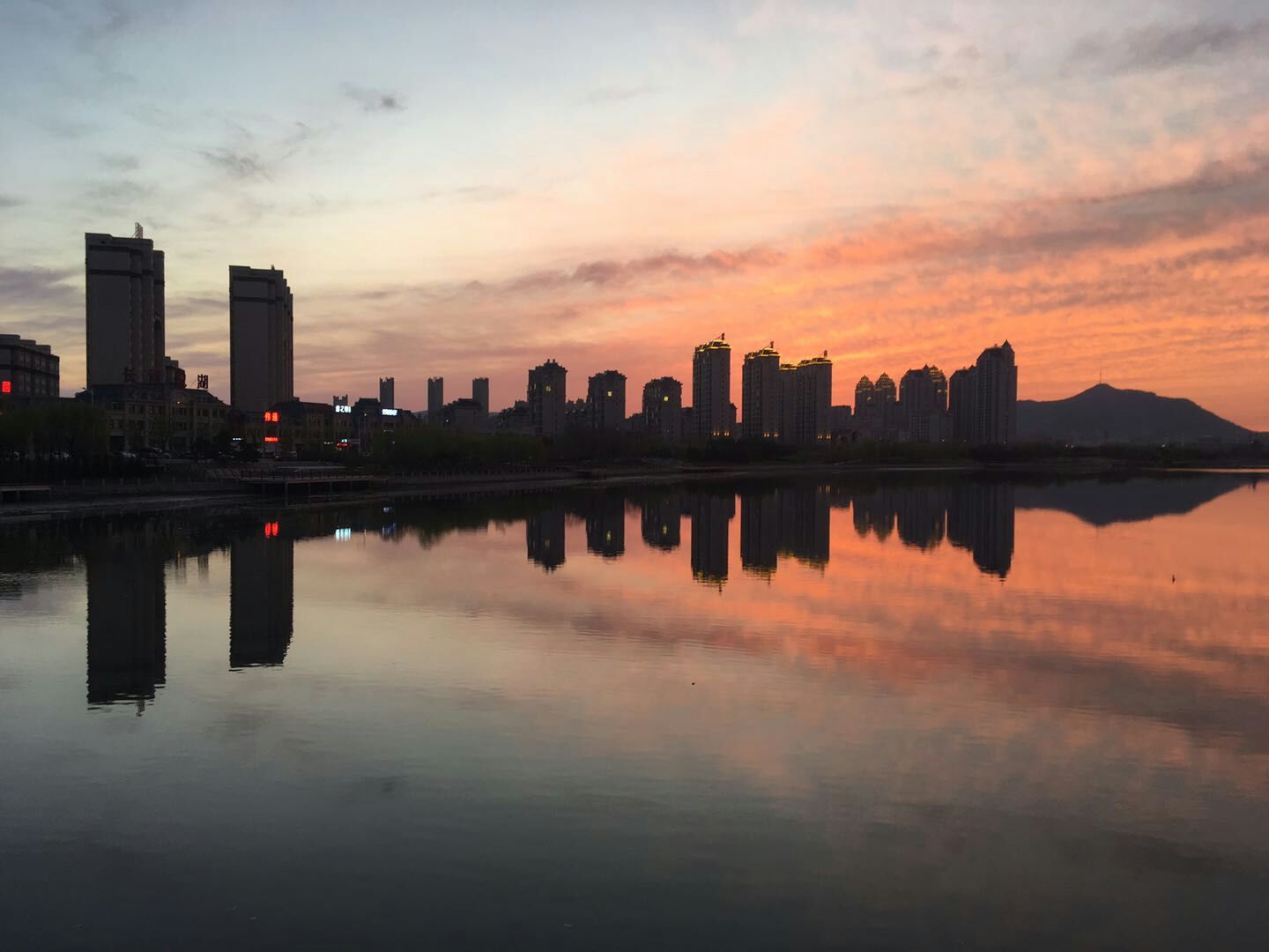 建设工程前期手续专业办理指南（2020）