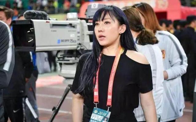 足球老板文筱婷简历,中超颁奖典礼2017文筱婷