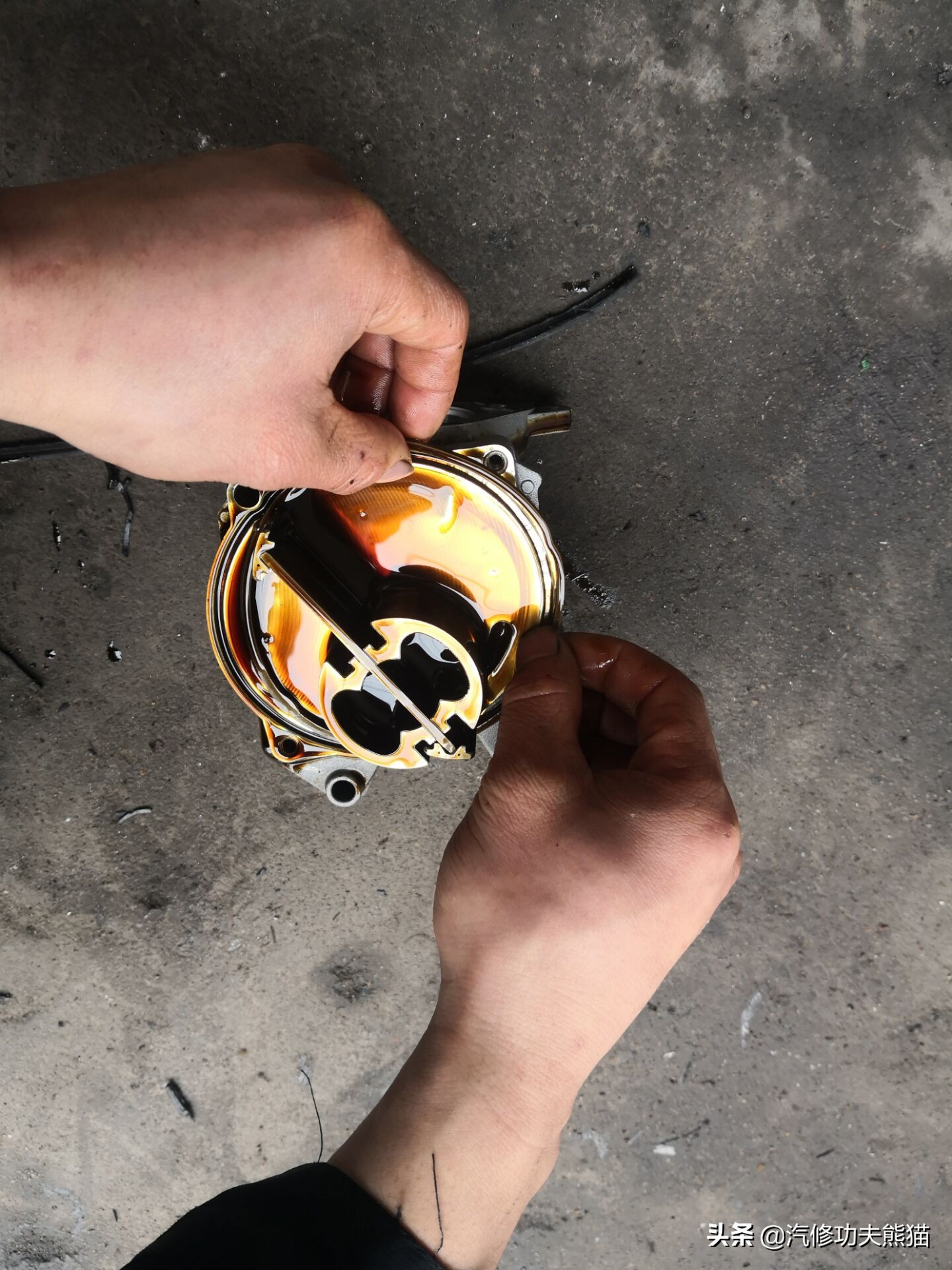 10年斯柯达明锐2.0的烧机油不,12年斯柯达明锐rs烧机油严重吗