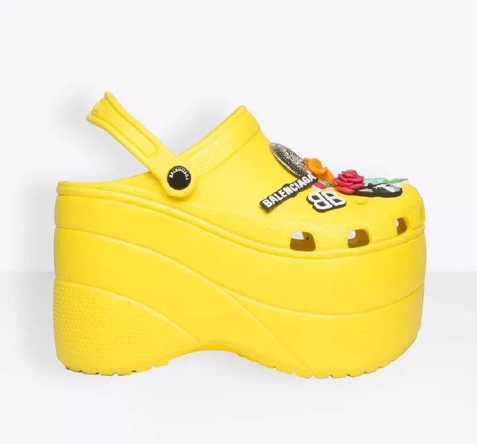 花5800买双拖鞋,花299元买了一双拖鞋