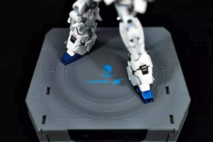 欣赏：有了这*独台**角兽，就不用去台场了！