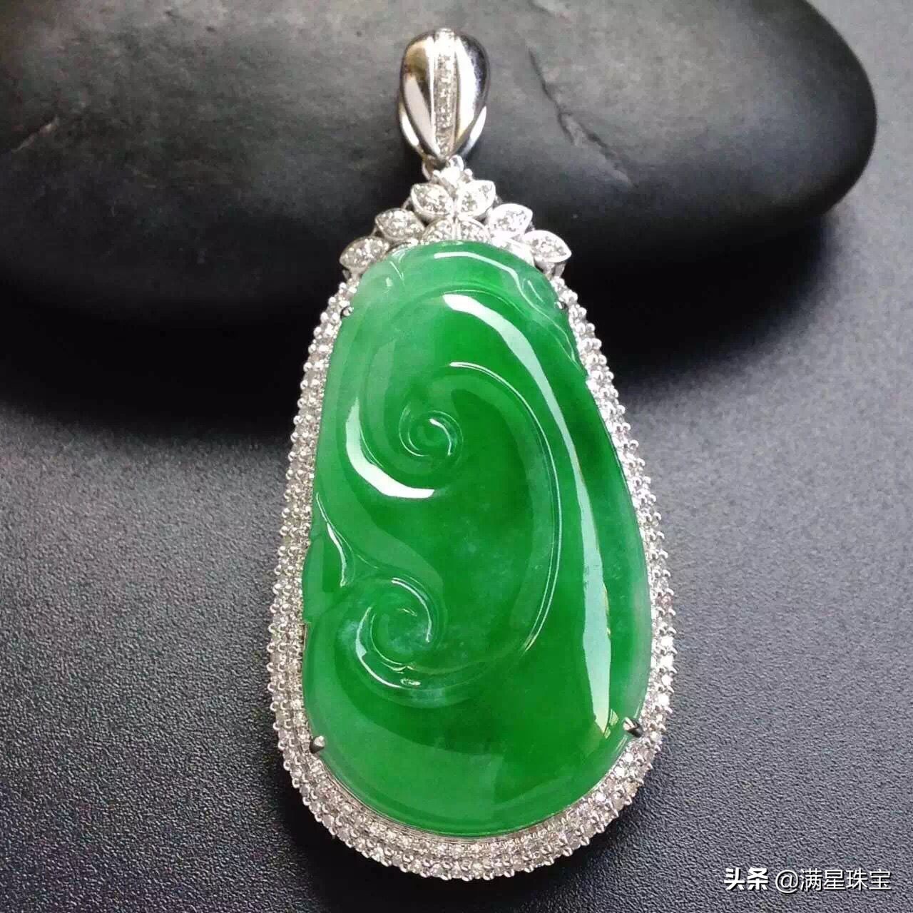 怎么看翡翠有没有起胶,翡翠起胶真实图片