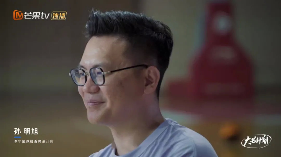 运动鞋的优势和劣势,运动鞋越来越受年轻人欢迎的原因