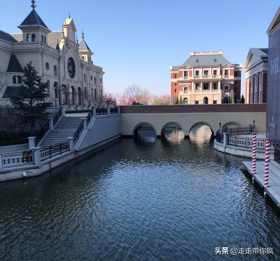 世界十大最美旅游地,最想去的旅游地方英文