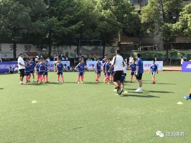 2020-2021足坛大事回顾,预测足坛未来十年的事件