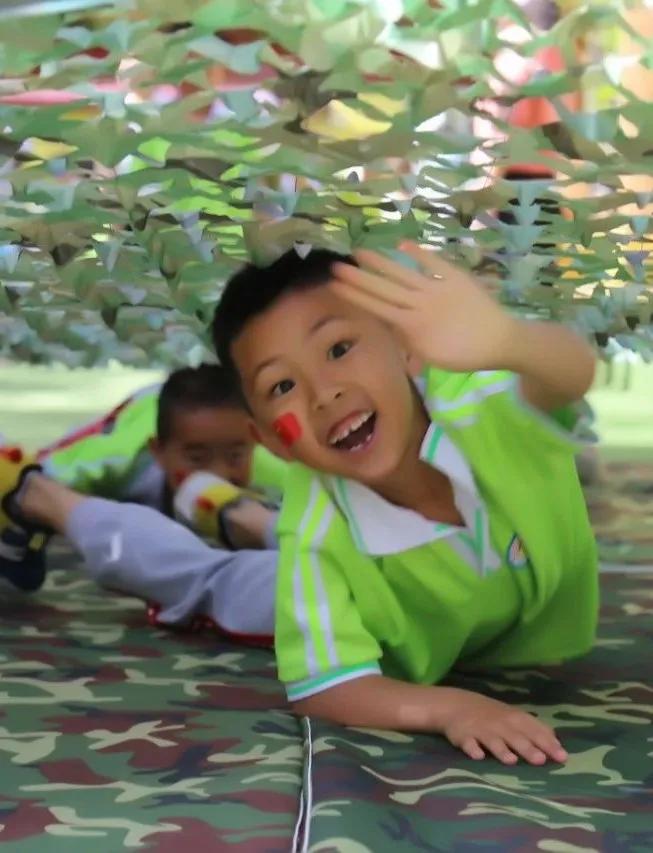 幼儿园我是小红军重走长征路游戏,小班重走长征路闯关游戏