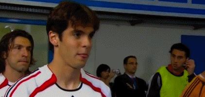 足坛卡卡颜值巅峰帅照,卡卡当之无愧足坛第一人