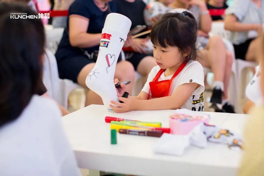 “同心同行，携手共赢”坤晨助力慈溪银泰童装品牌活动盛大开启