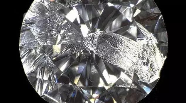 18k钻戒磨损了怎么修复,日常佩戴钻戒怎么保养