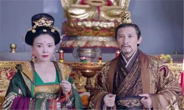 唐玄宗黄袍,唐玄宗穿黄袍加尊号