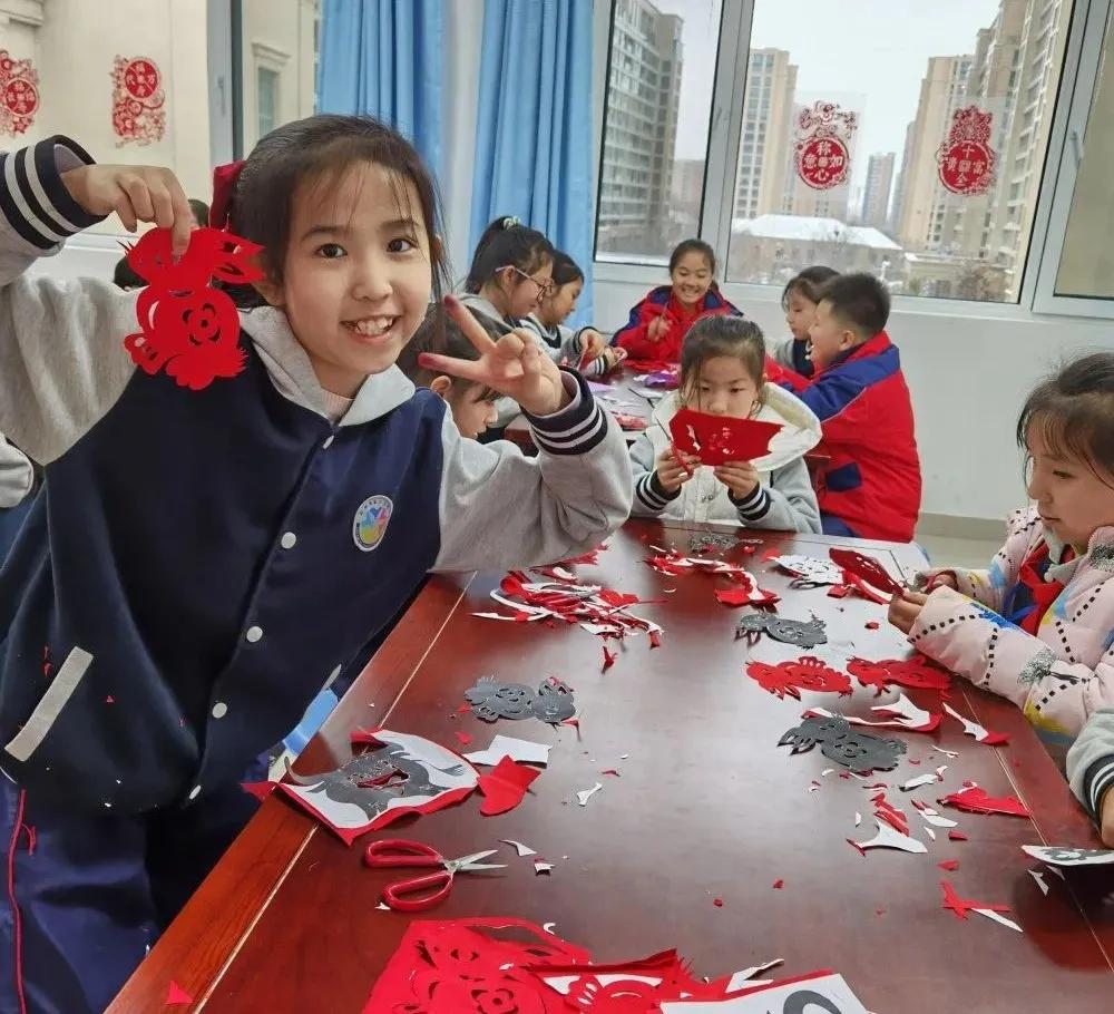 西街小学校园丰富多彩的社团活动,胶州市第六实验小学