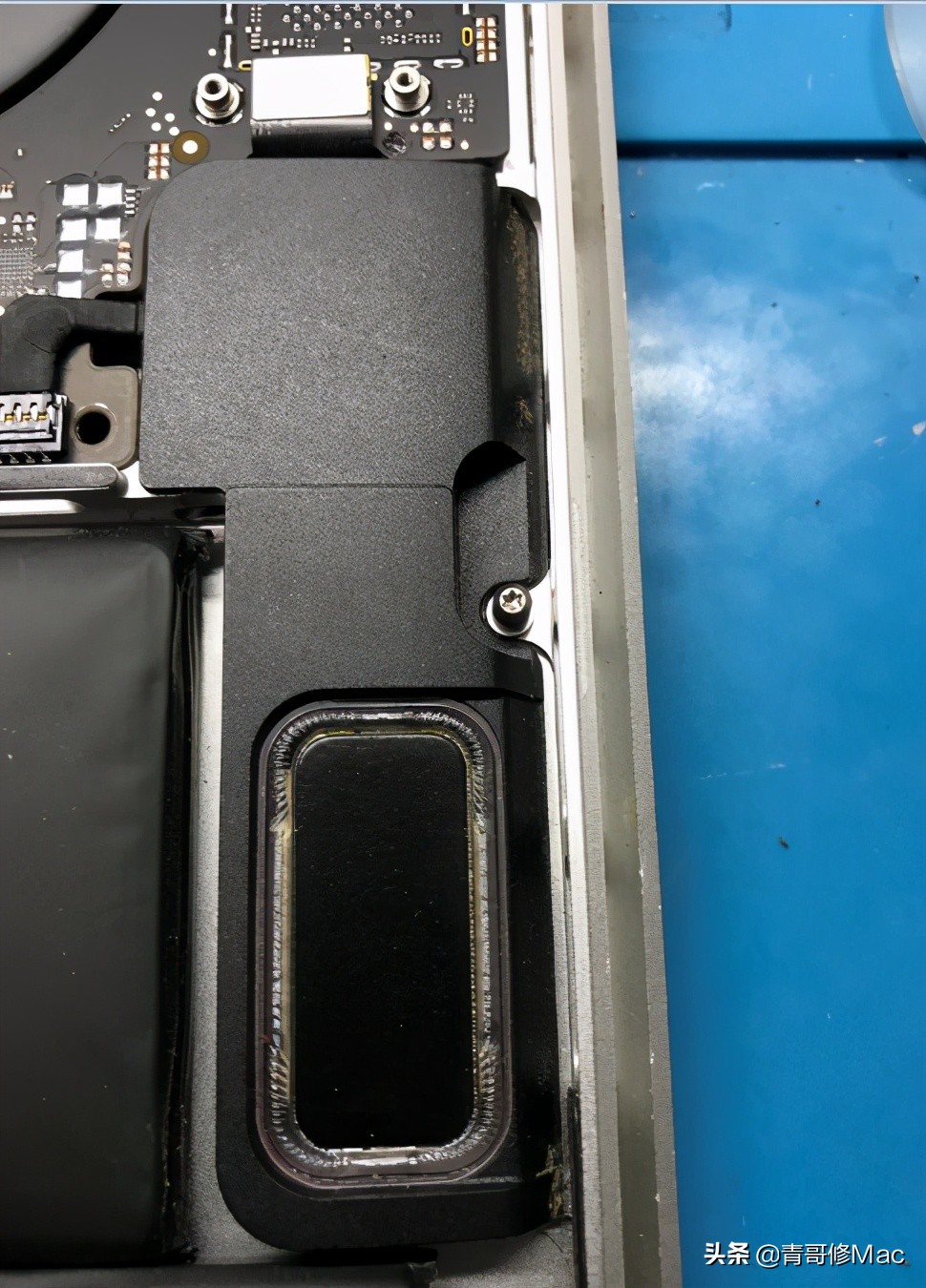 苹果笔记本进水怎么处理搞笑,苹果笔记本进水了怎么办