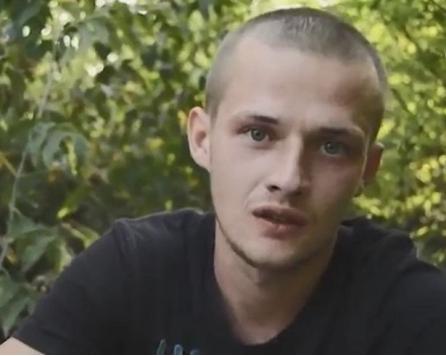 乌克兰2岁儿童遭虐待,乌克兰儿童被父母遗弃在野外