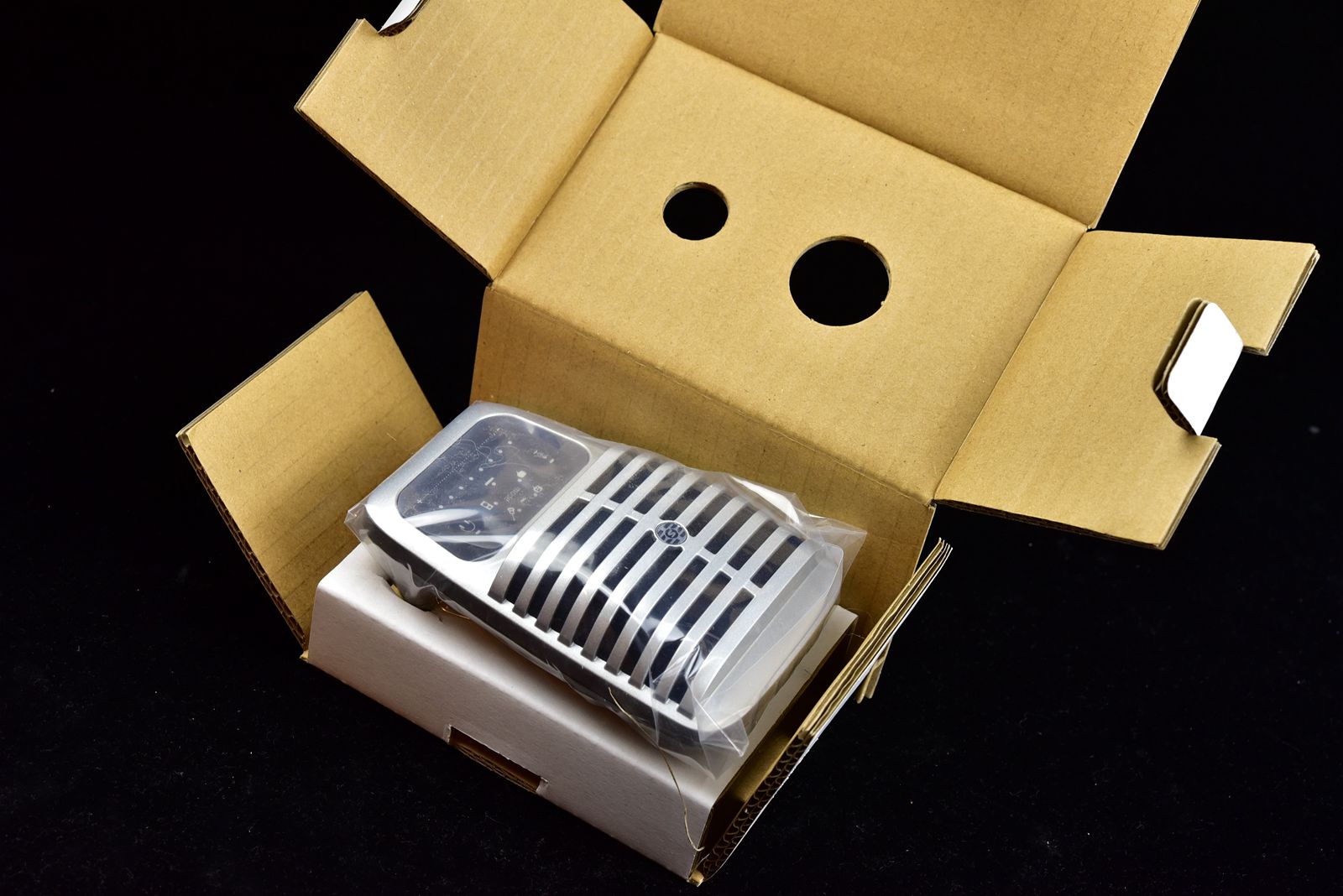 舒尔MV51麦克风开箱体验，音视频自媒体必备录音利器