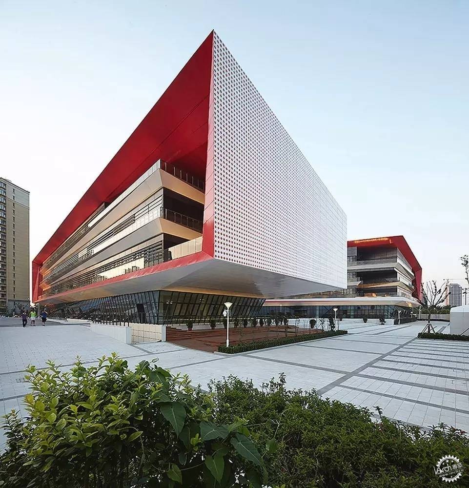 中国十大建筑最美大学,中国最美的十个学校环境