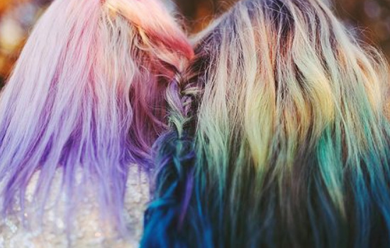 紫色发色如何快速洗掉,怎么洗掉刚染的发色